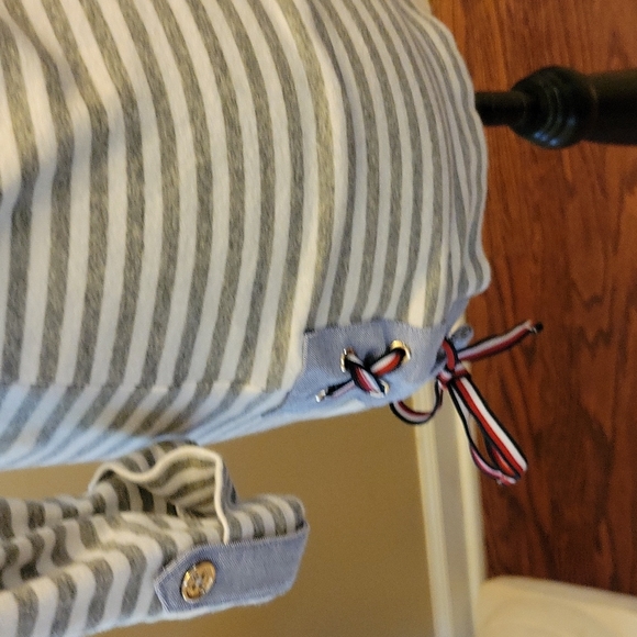 Tommy Hilfiger gray white stripe 3/4 sleeve round neck top blue trim top…SP EUC - Picture 7 of 11